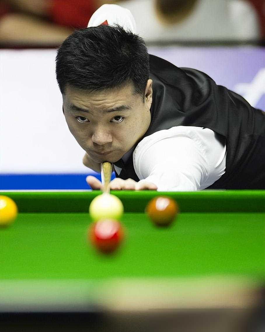 里完成了两 里完成了两